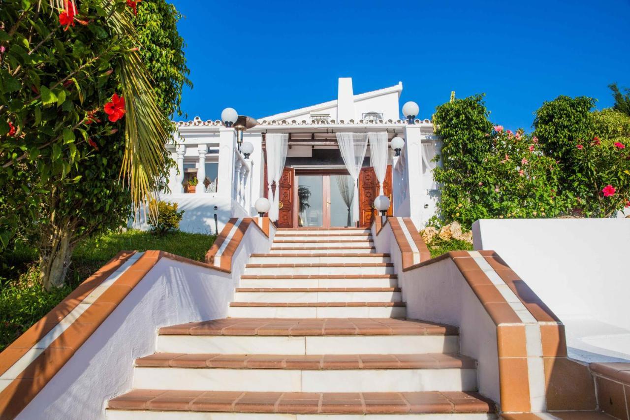 Suites Of Gatsby Apartahotel