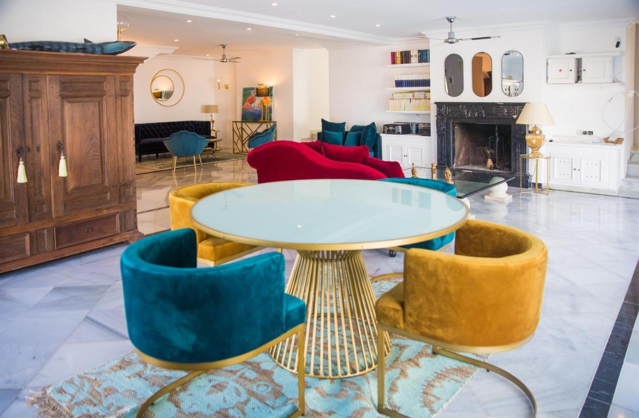 Suites Of Gatsby Apartahotel *
