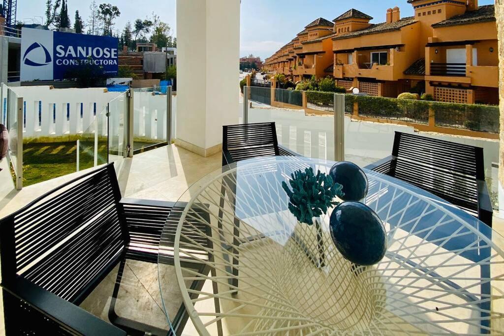 Puente Premium Rooftop & Garden