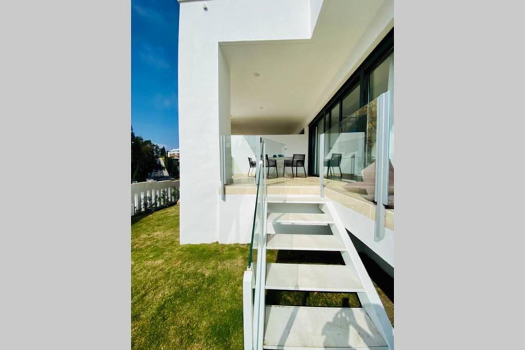 Puente Premium Rooftop & Garden