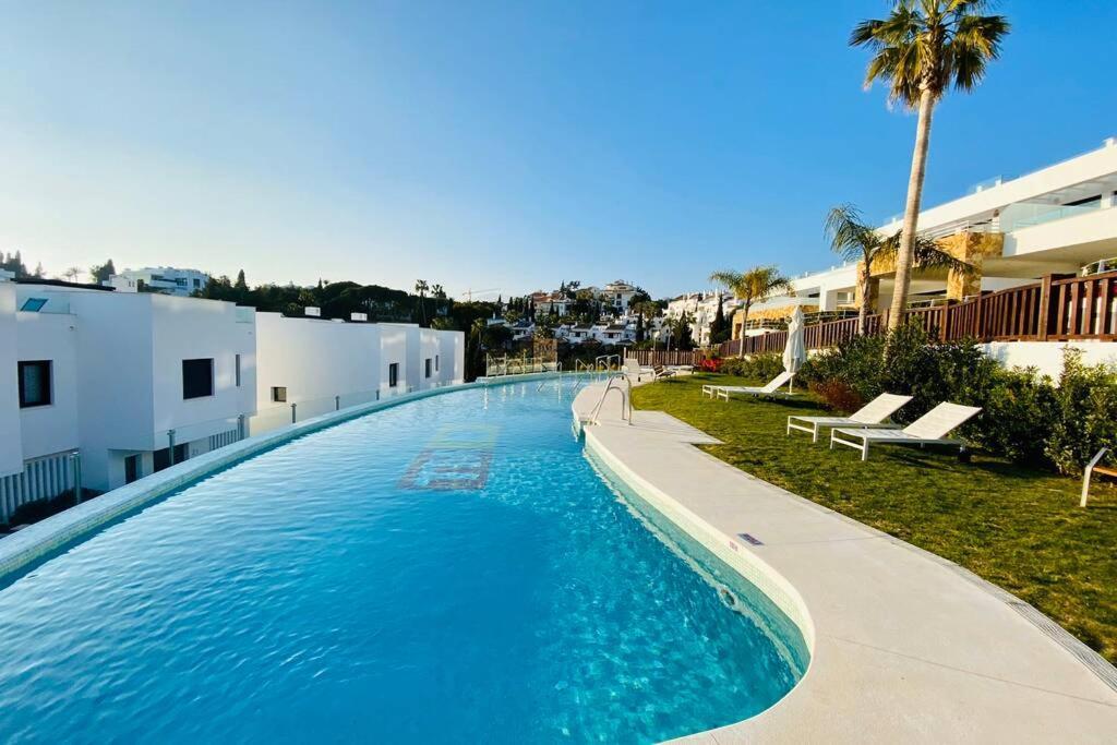 Apartment Puente Premium Rooftop & Garden