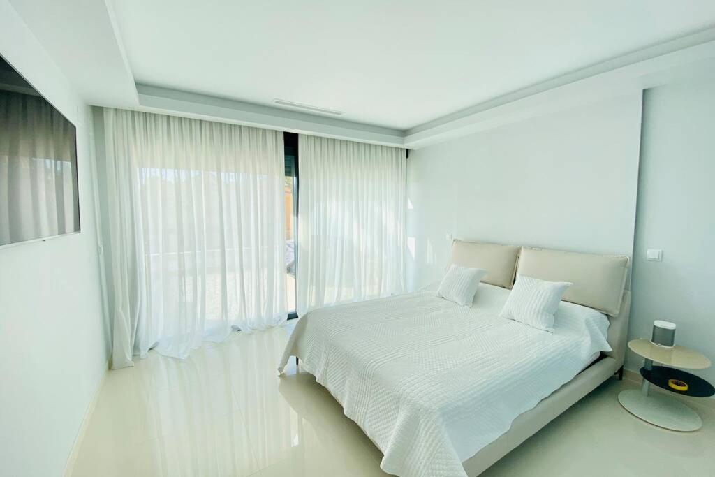 Apartment Puente Premium Rooftop & Garden