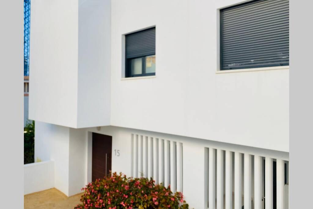 Apartment Puente Premium Rooftop & Garden *