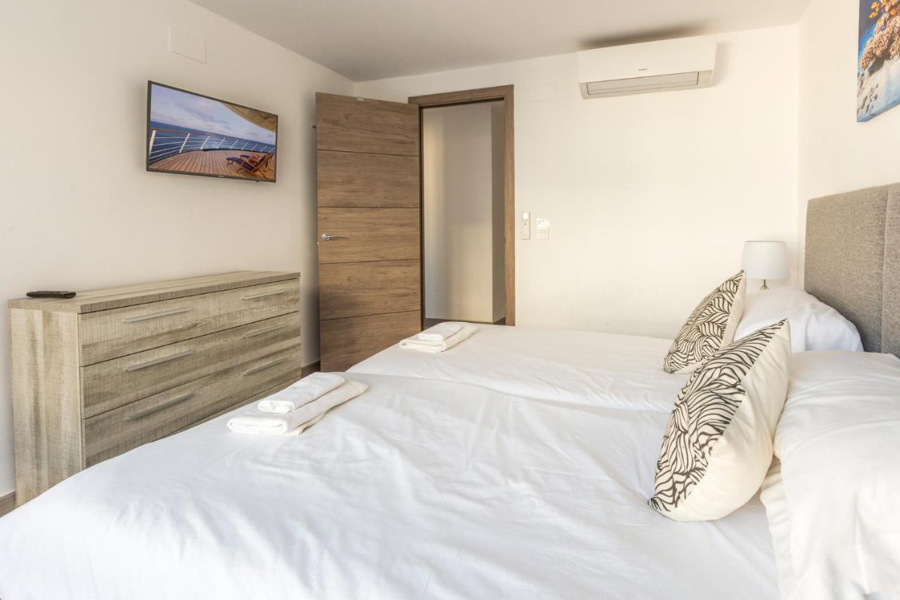 Modern Apartment, Old Town