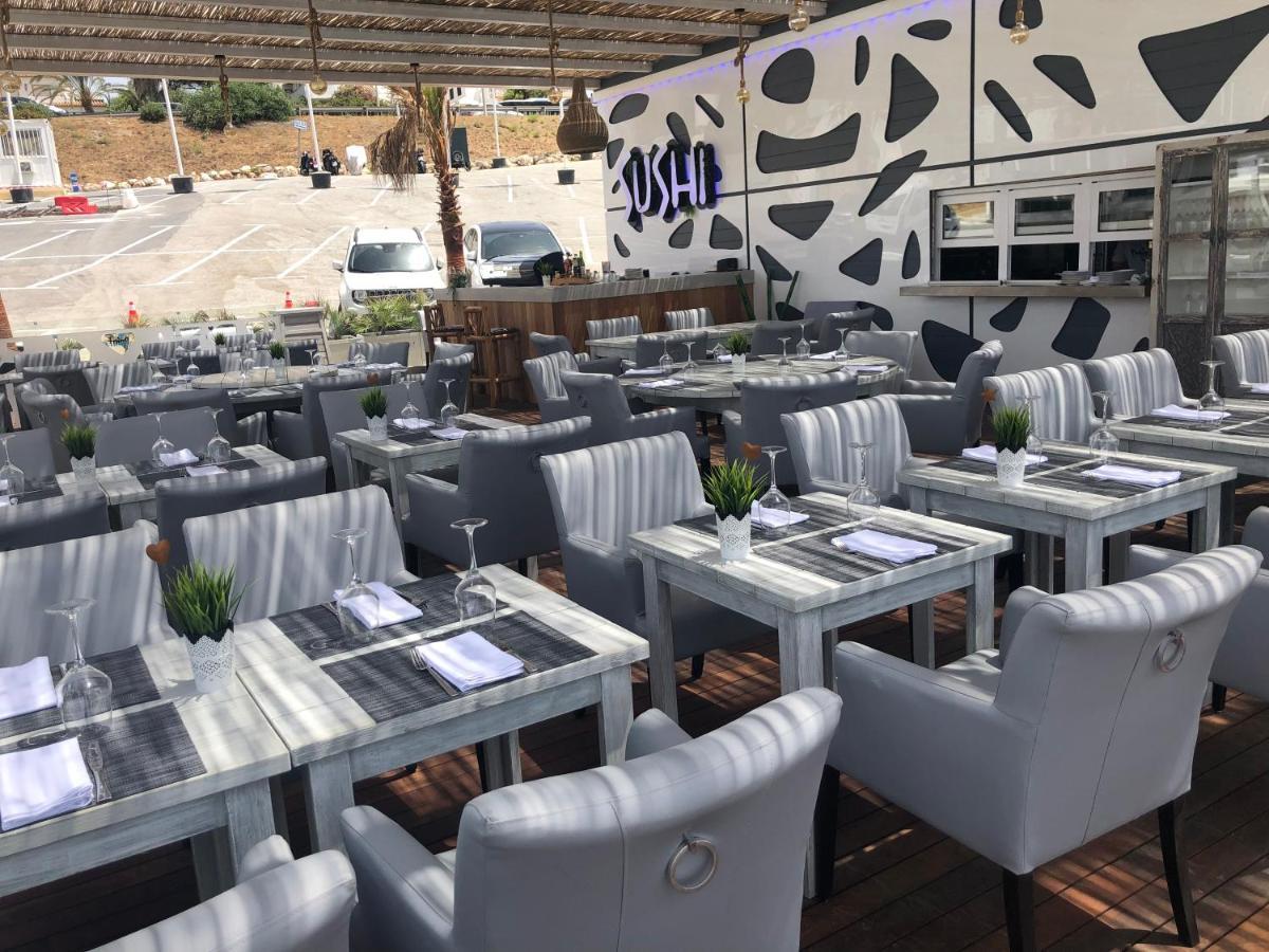 Villa Marbella: Beachside Luxury With Heated Pool And Games Marbella