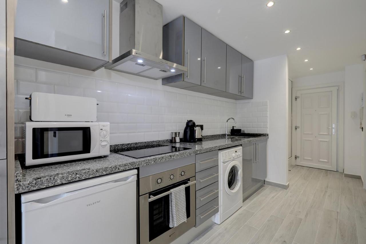 One Bedroom Walking Distance To Puerto Banus Apartment
