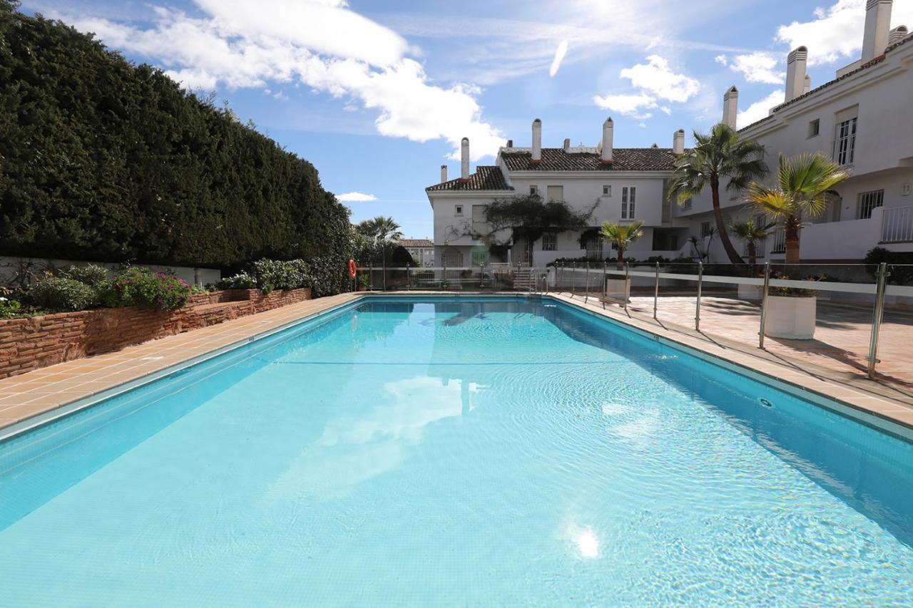 One Bedroom Walking Distance To Puerto Banus