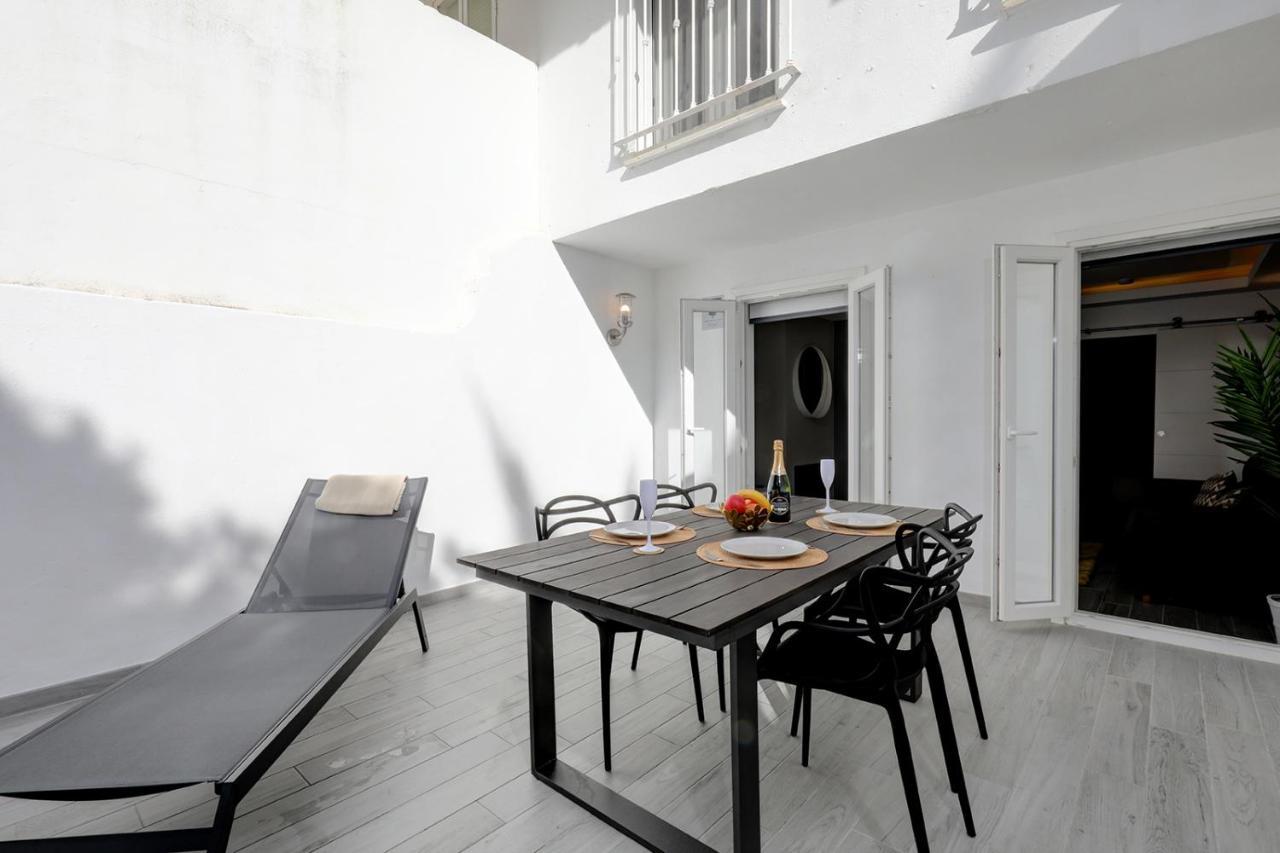 One Bedroom Walking Distance To Puerto Banus