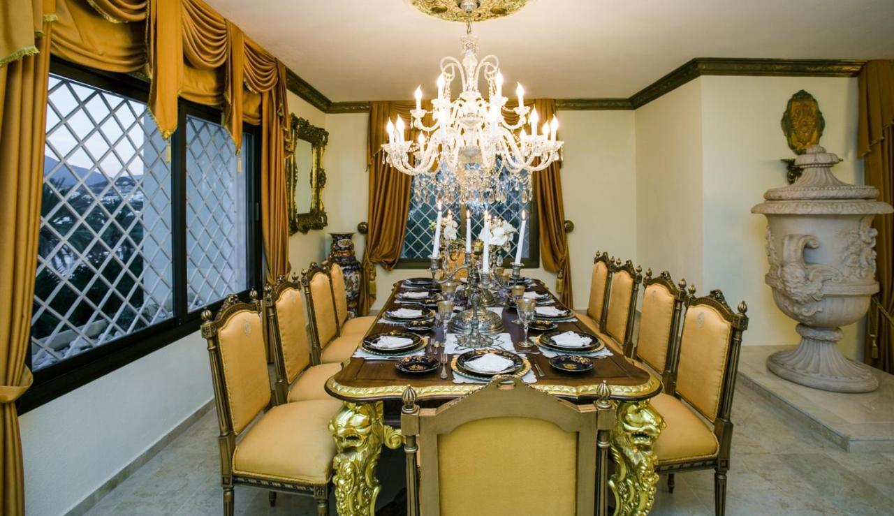 Royal Empire Villa