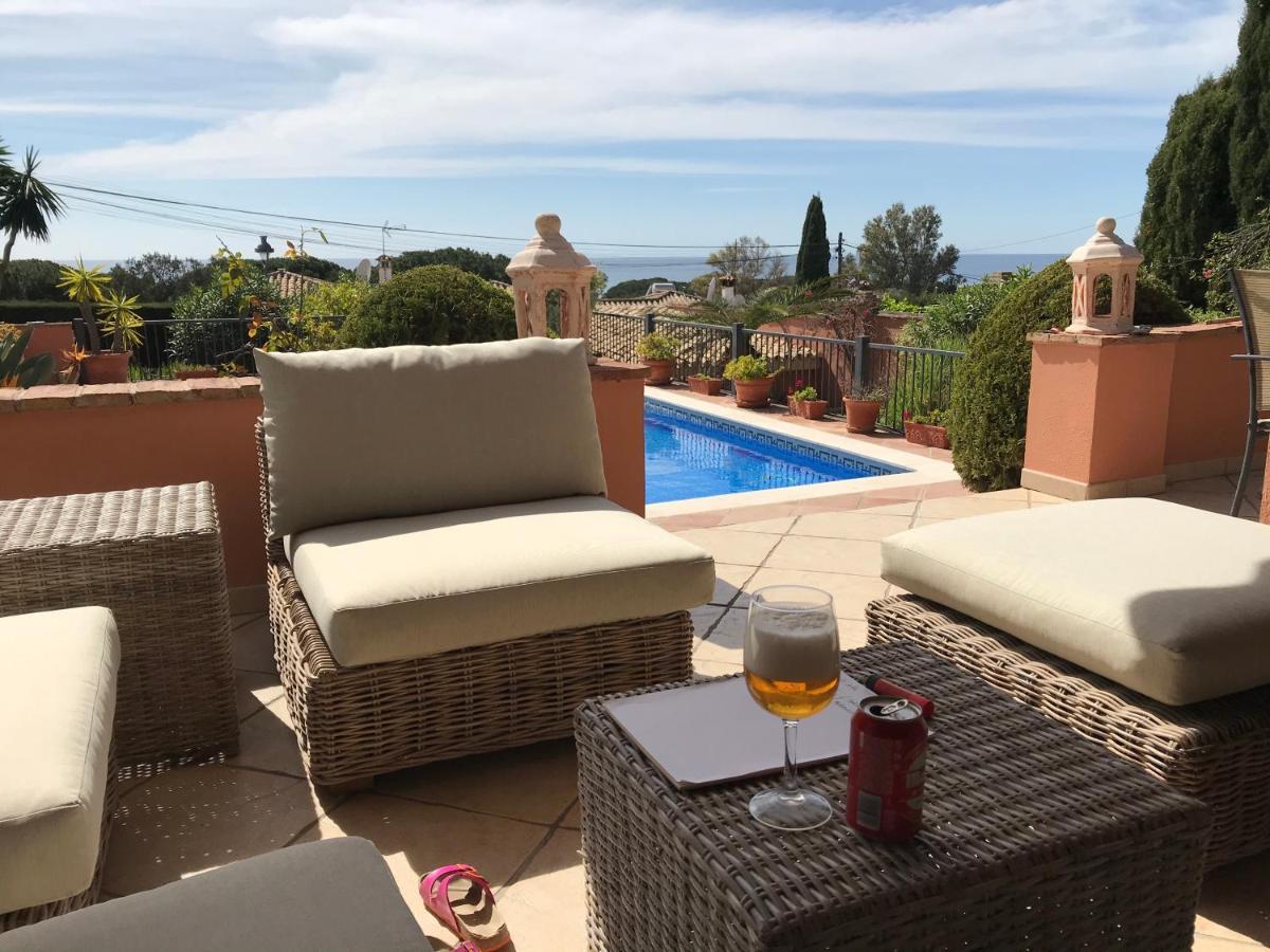 Exclusive Andalusian El Pino In Cabopino Villa *