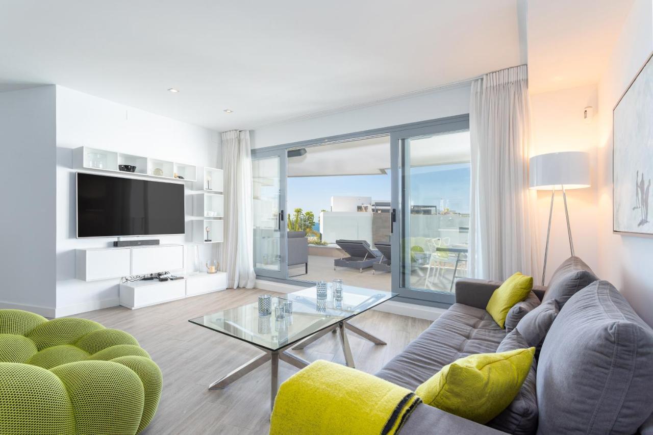 3070 Cabopino Luxury Apartment