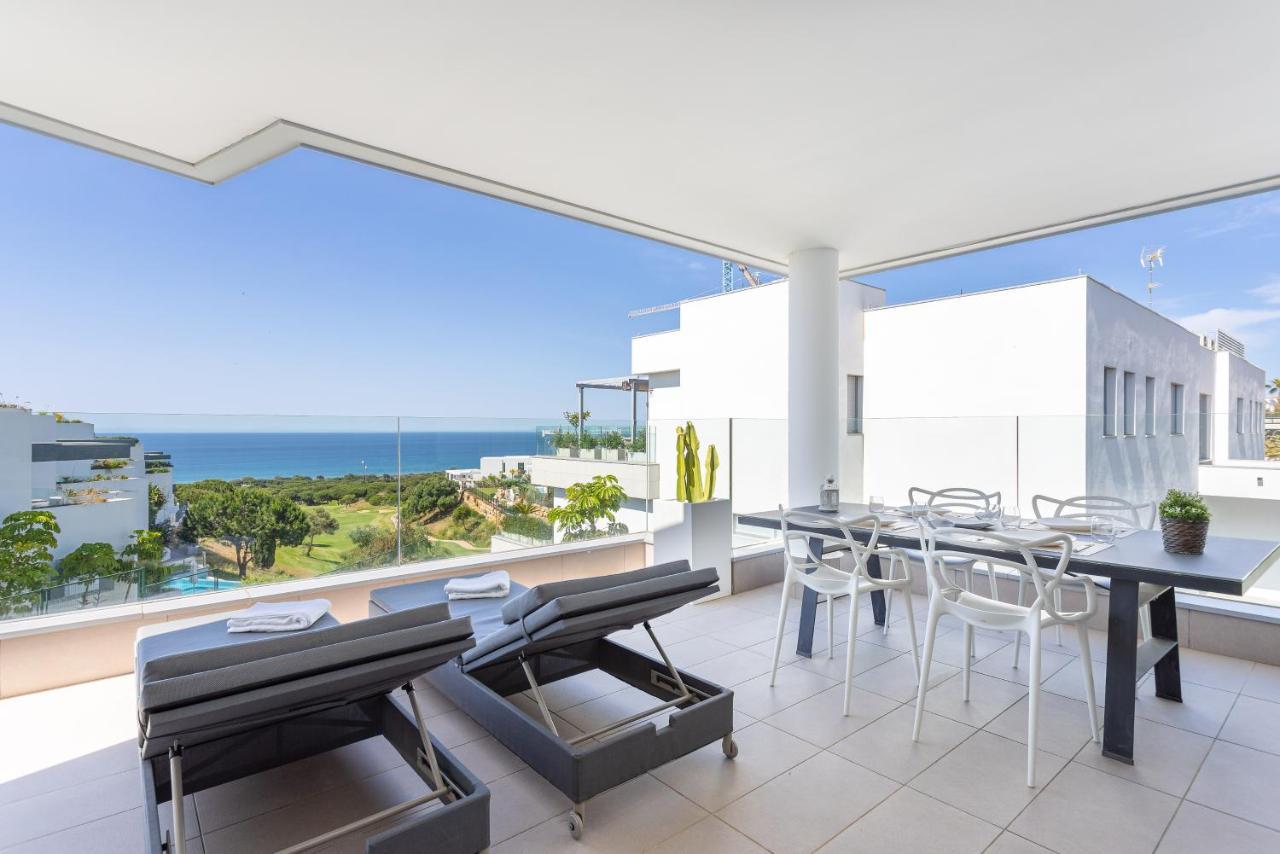 3070 Cabopino Luxury Apartment
