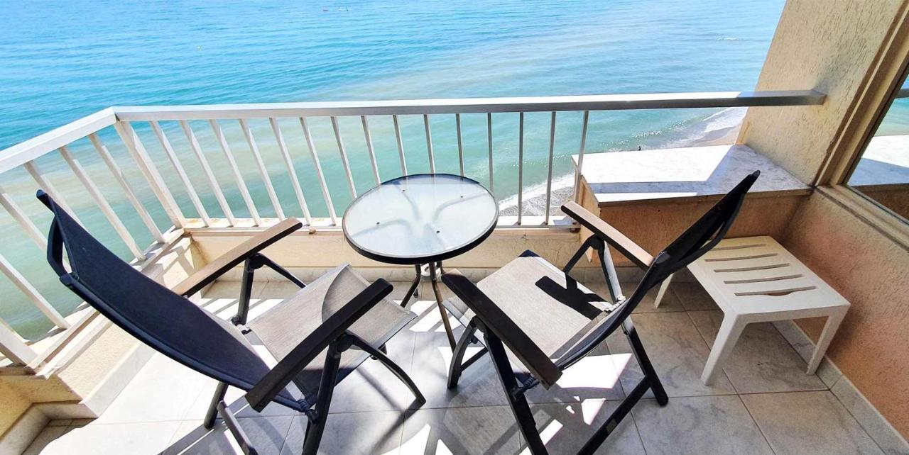 Diana 808 South-facing Beachfront With Amazing Sea Views Apartment