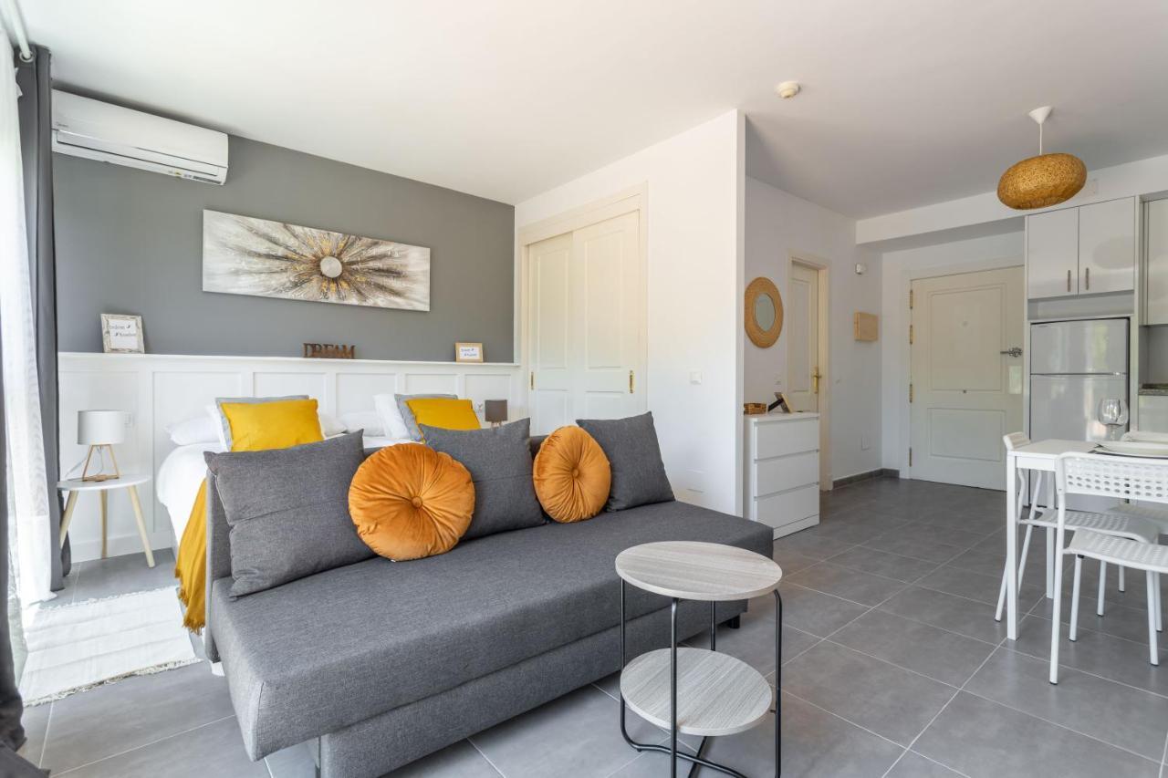 Oleholidays 216 Romana Playa Primera Linea Playa Apartment Marbella