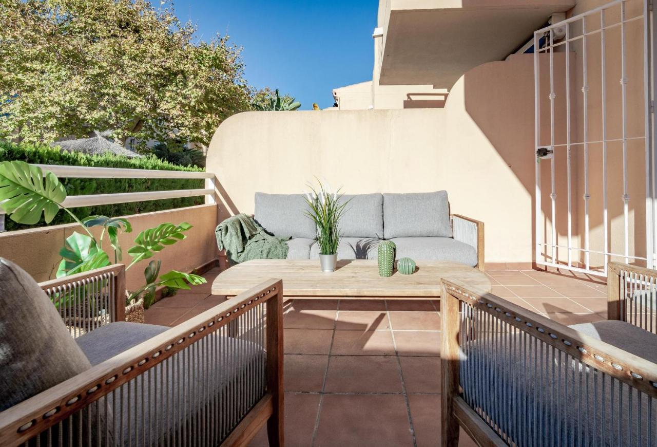 Gorgeous 2 Bedroom Townhouse In Marbella, Steps From An Incredible * Marbella