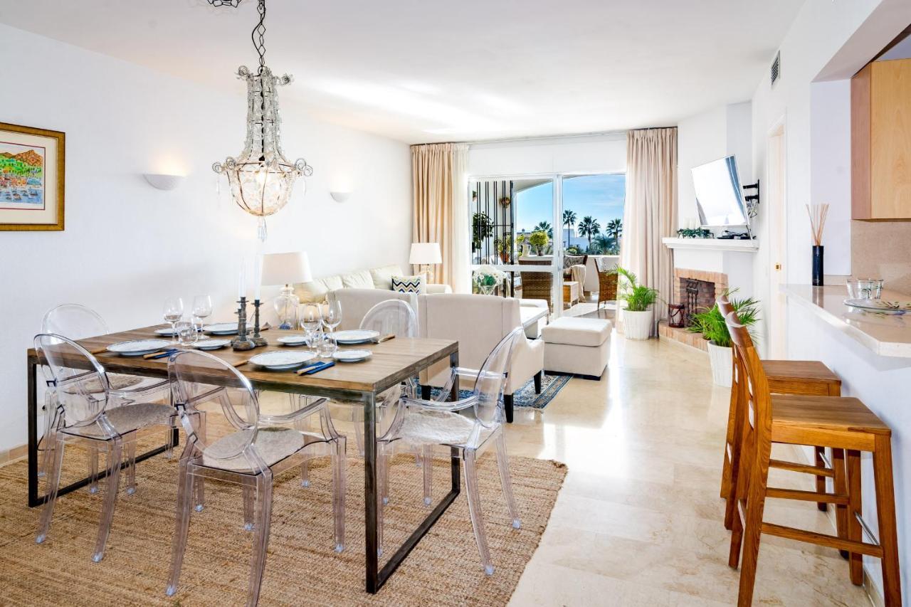Ma - Elegant With Sea Views Apartment