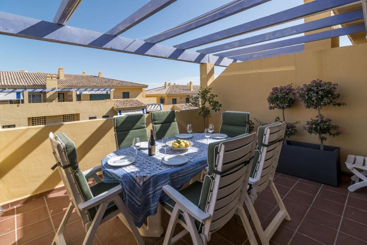 La-beautiful 3 Bedroom Penthouse Close To Sea *