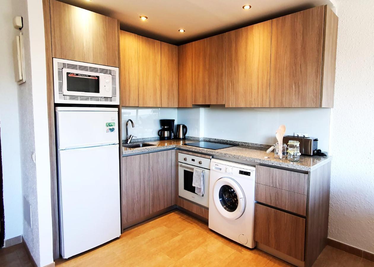 Apartment Skol 427 Spacious 1 Bedroom With Sea Views
