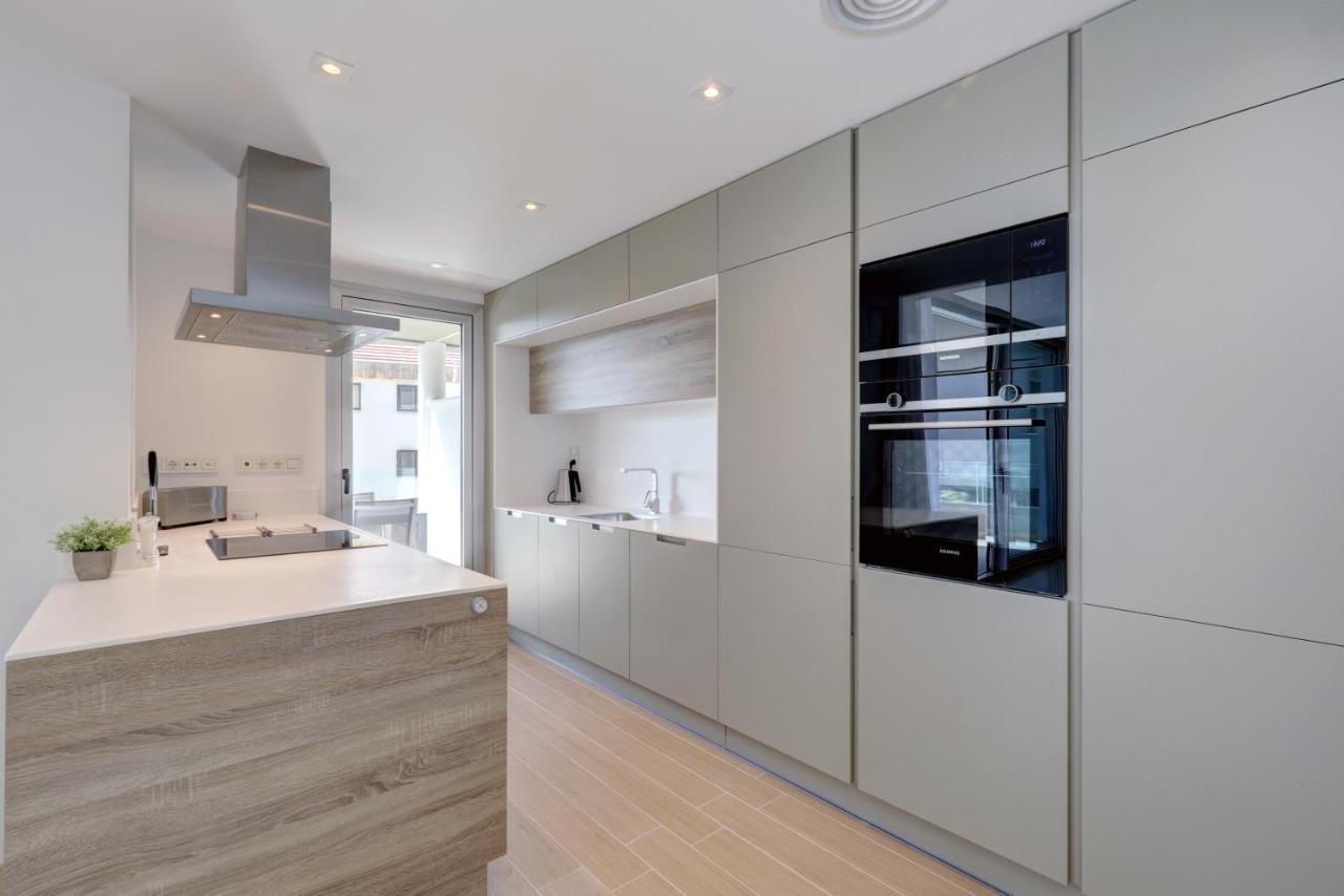 New Modern 3 Bed Puerto Banus *