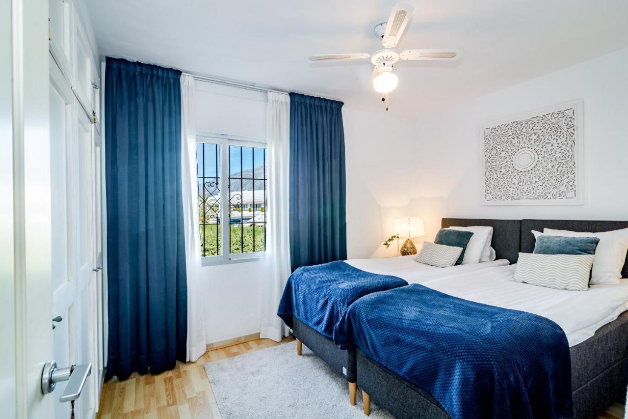 Apartment Ma - Elegant With Sea Views