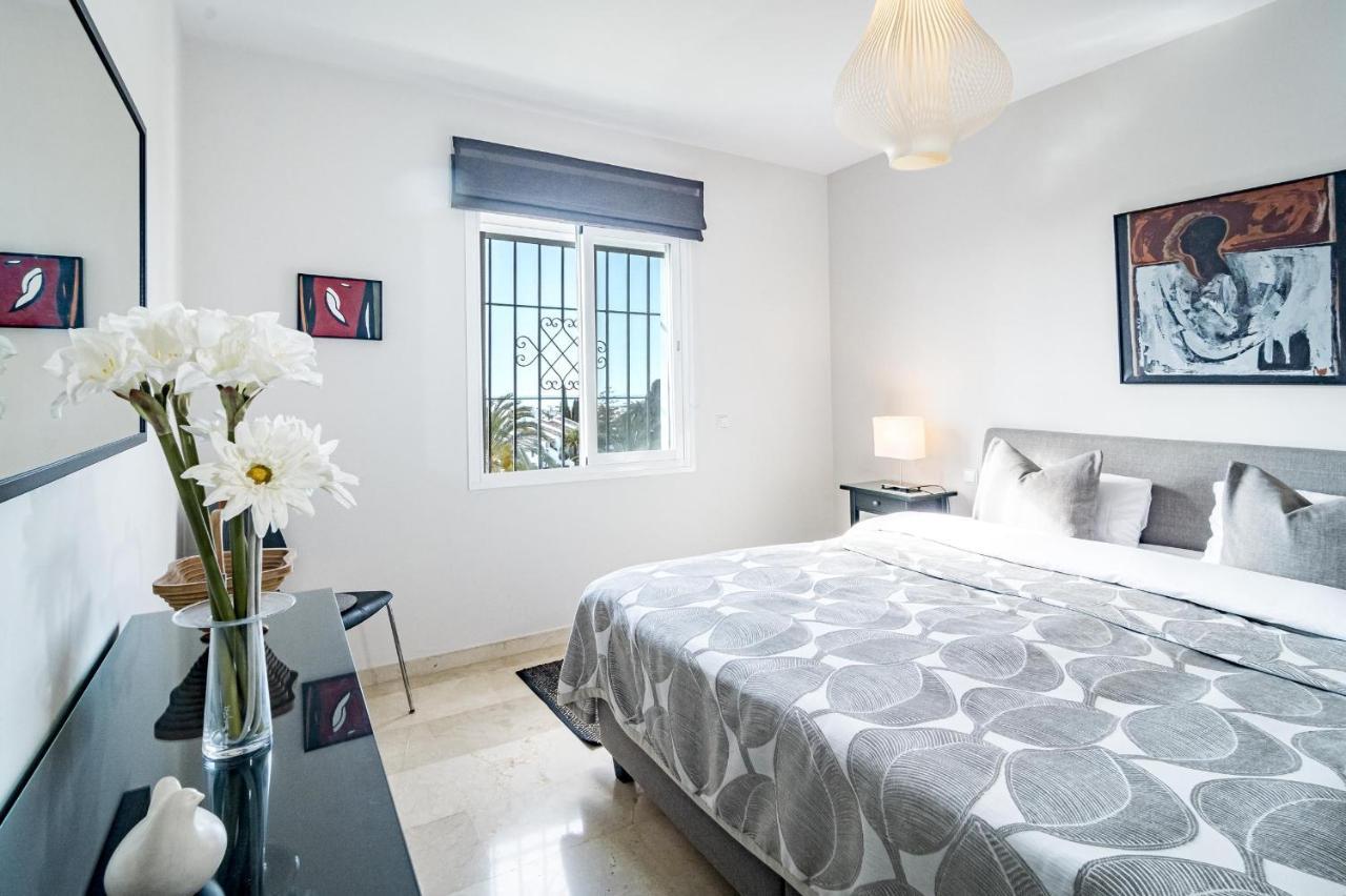 Apartment Ma2- Sea Views, Walking Distance To Puerto Banus *