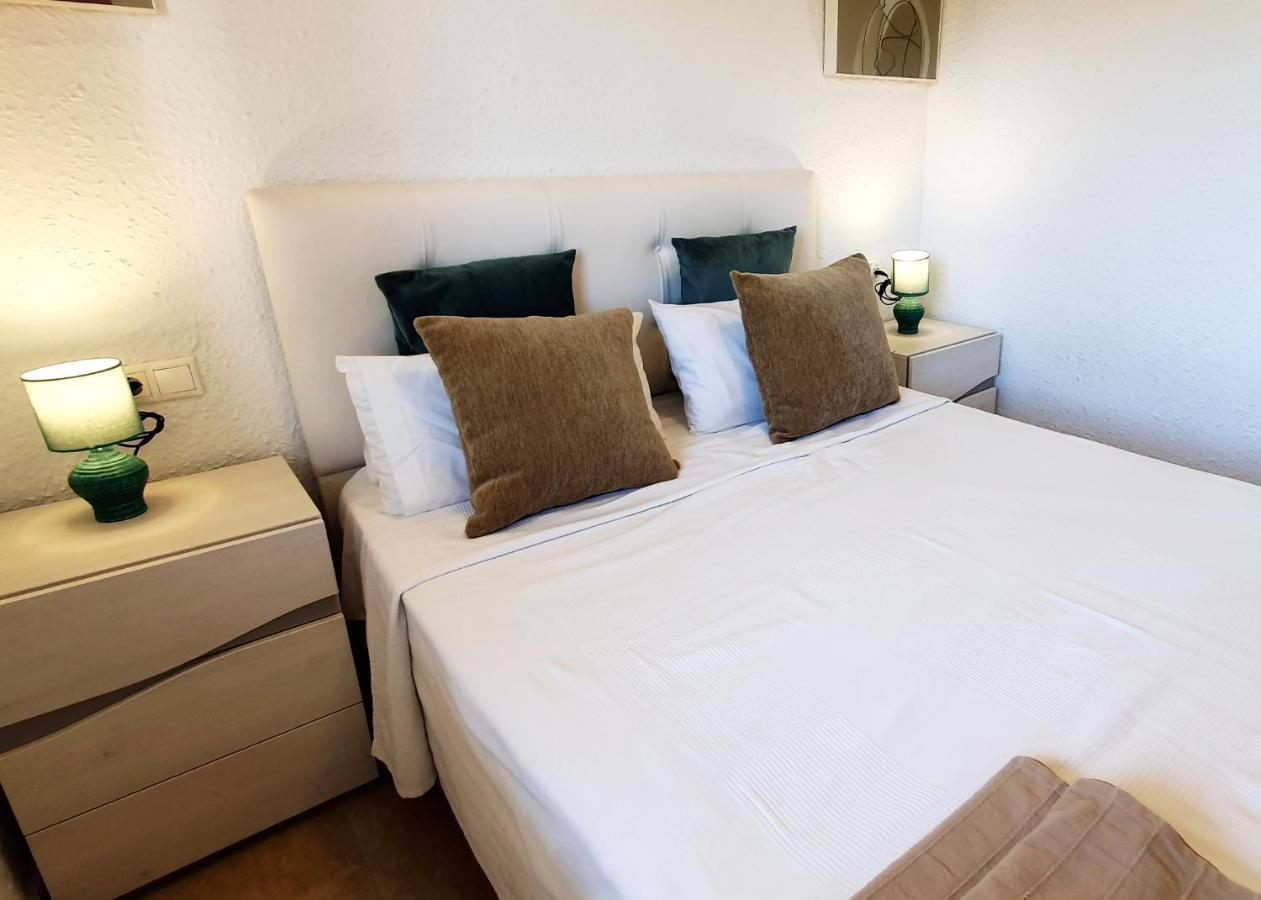 Skol 427 Spacious 1 Bedroom With Sea Views Apartment