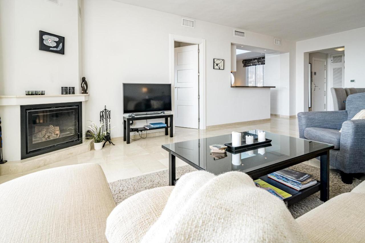 Apartment Ma2- Sea Views, Walking Distance To Puerto Banus