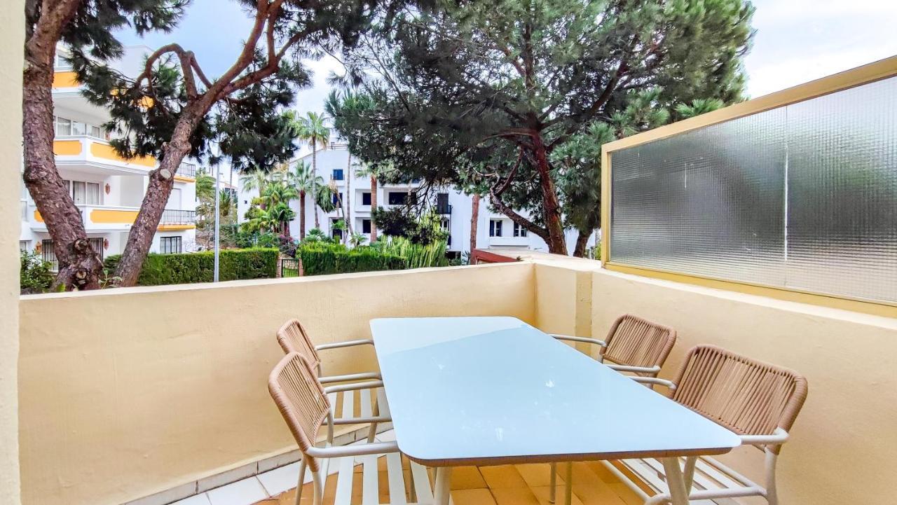 Oleholidays 411 Romana Playa Junto A La Playa Marbella