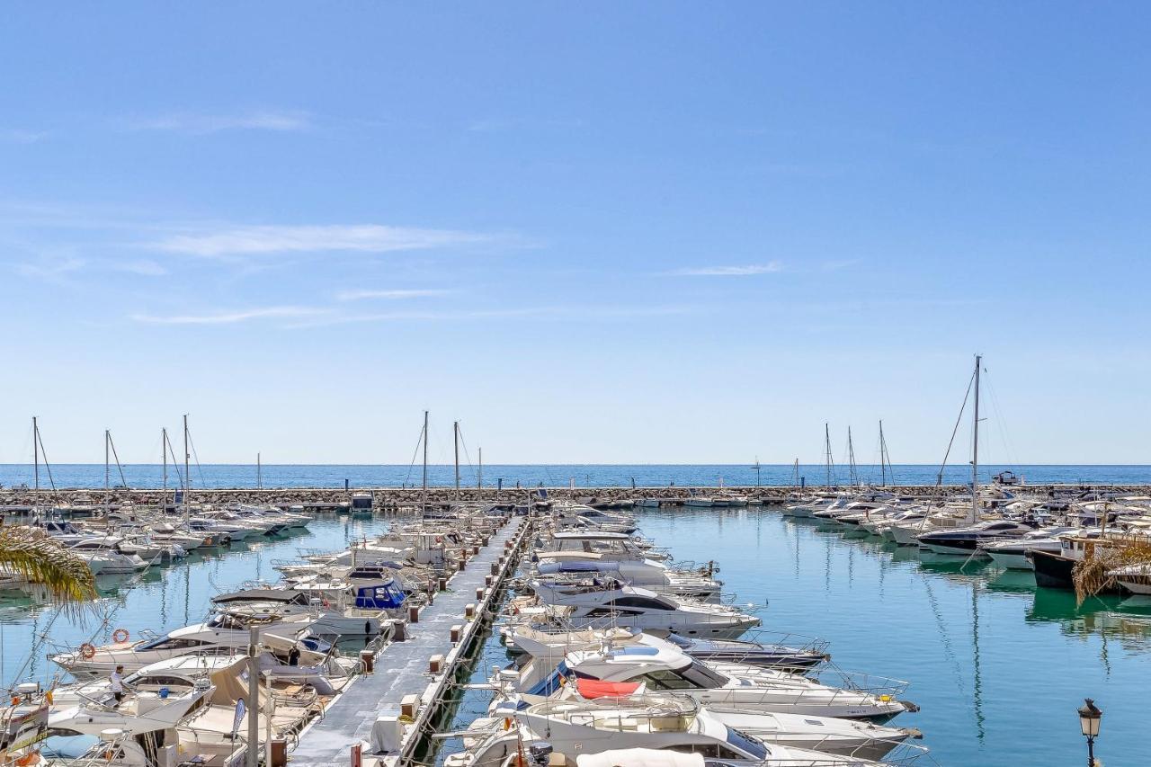 Oleholidays Pb 243 Primera Linea De Mar Puerto Banus Apartment *