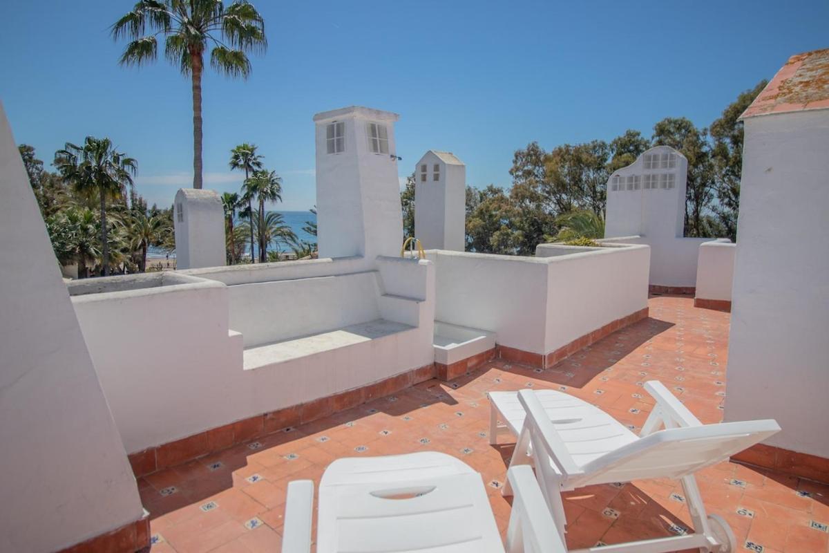 C63 - Sea View Peaceful Beach Marbella