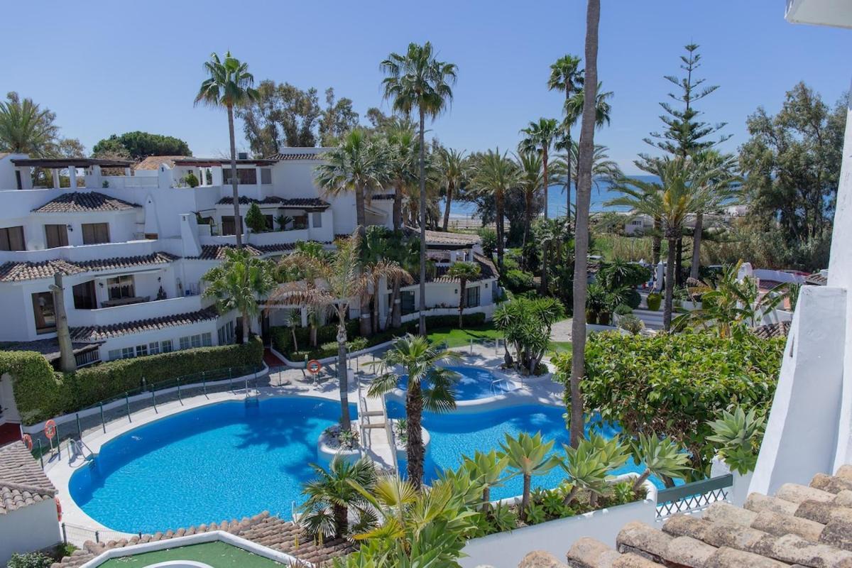 C63 - Sea View Peaceful Beach Apartment