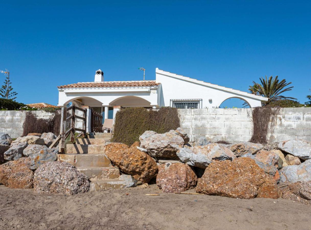 Villa Charming On The Seafront *