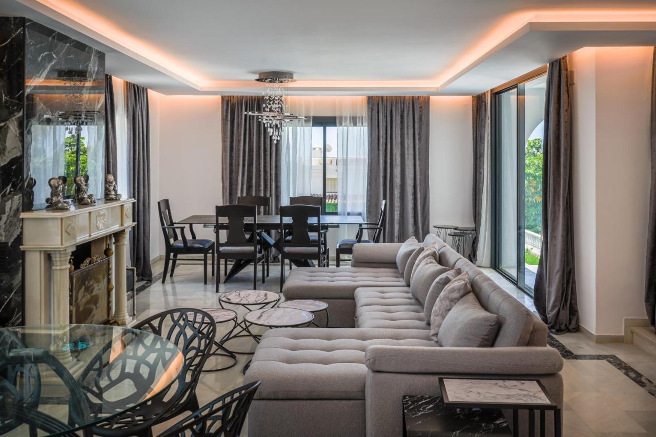 27 Nueva Andalucia Puerto Banus