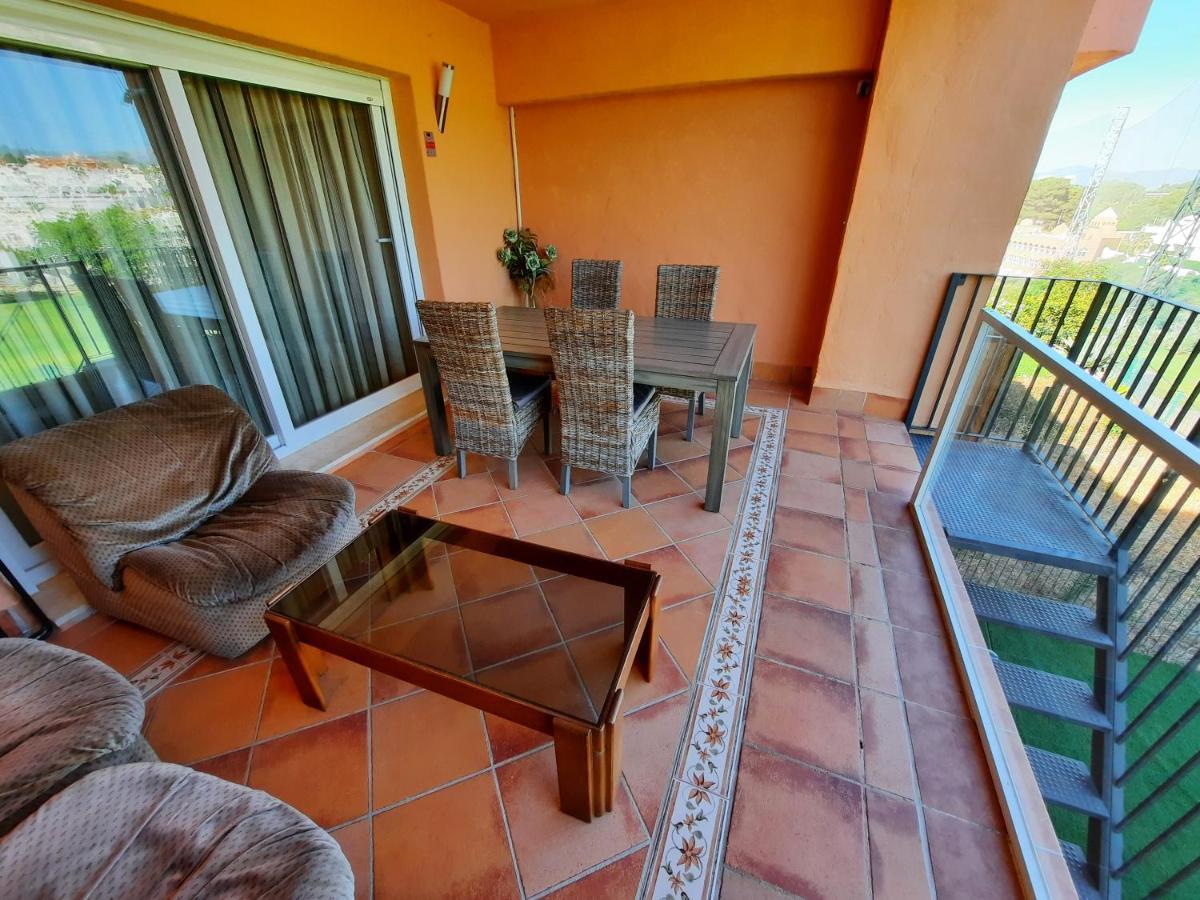 Vivienda Adosada Con Entrada Independiente Marbella