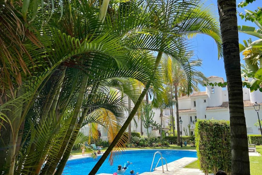 Perfect & Cosy “los Naranjos” 3min Puerto Banus * Marbella