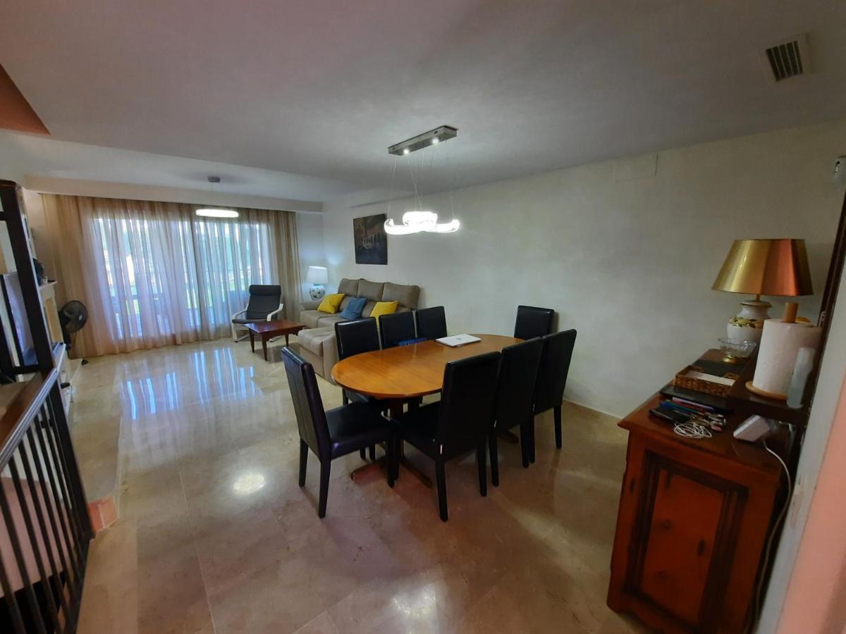 Holiday home Vivienda Adosada Con Entrada Independiente Marbella