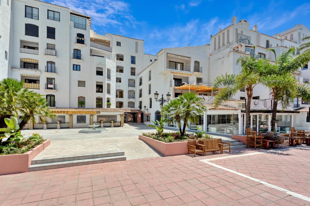 Modern 3 Bed In Puerto Banus, * Marbella