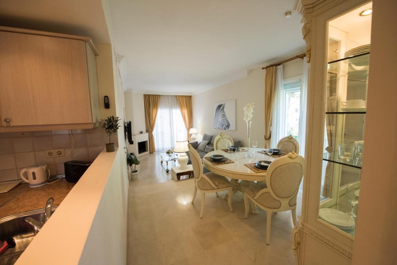 Spacious Flat With Pool In Appartement *