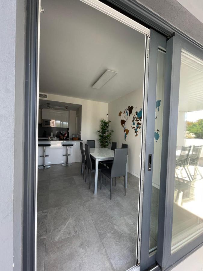 Centre With Terrace And Pool *