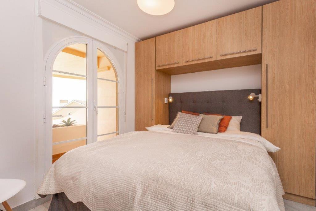 4 Bedroom Luxury Duplex With Sea Views By Puerto Banus Apartment