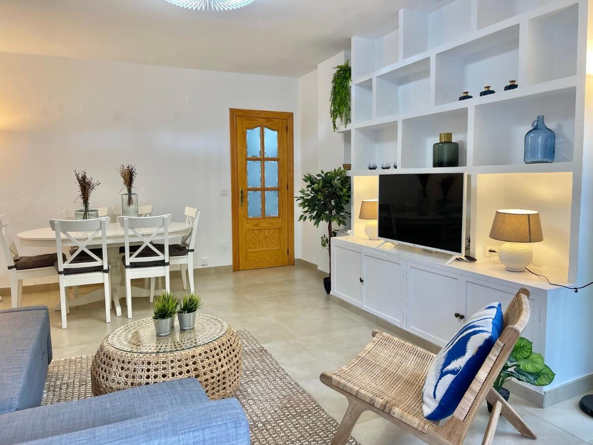 City Center 3 Bedroom Eurobell 2 Apartamento Marbella