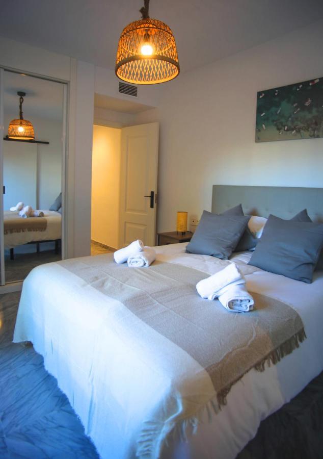 Walk To Puerto Banus, 2br, 2bth, Pool * Marbella
