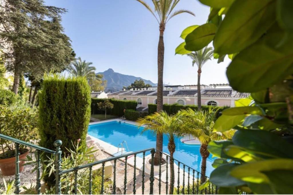 Aloha Gardens In Puerto Banus Appartement *