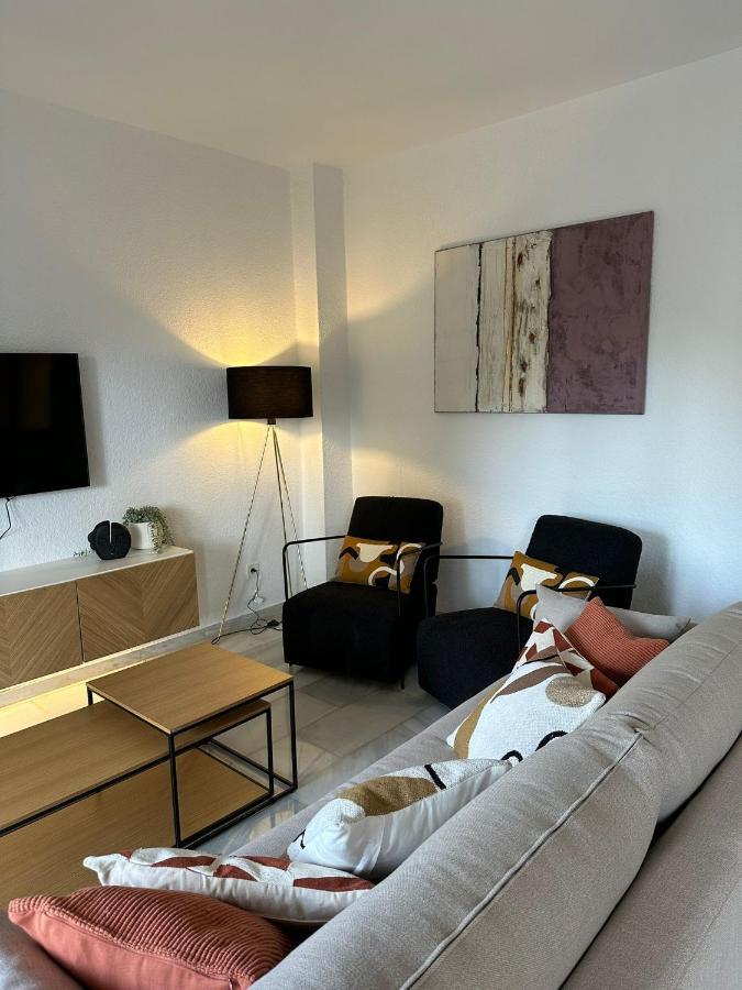 Apartamento - Puerto Banus Playa - Andalucia Del Mar Apartamento Marbella
