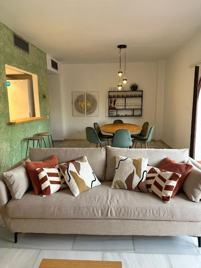 Apartamento - Puerto Banus Playa - Andalucia Del Mar Apartamento Marbella