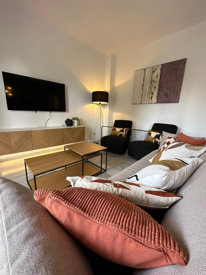 Apartamento - Puerto Banus Playa - Andalucia Del Mar * Marbella