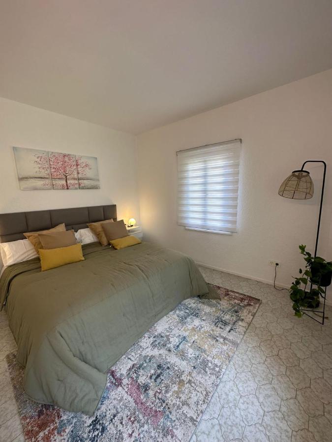 Apartamento - Puerto Banus Playa - Andalucia Del Mar Apartamento Marbella