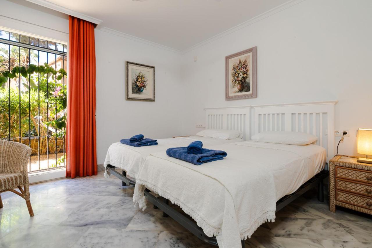 White Pearl Elviria Apartamento *