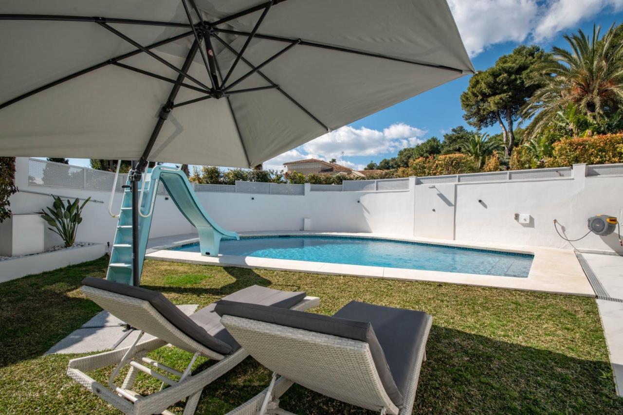 Encantadora Junto A La Playa En Monteros Con Seguridad 24 Villa *
