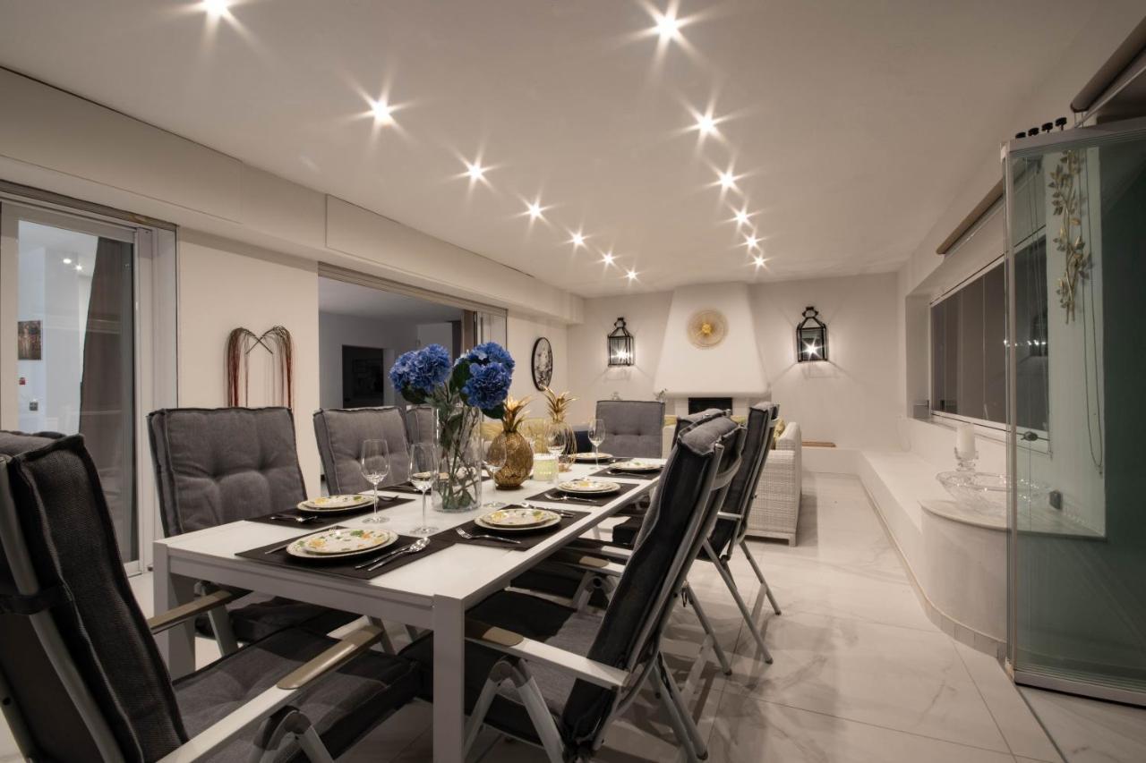 Encantadora Junto A La Playa En Monteros Con Seguridad 24 Villa Marbella